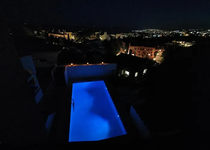 Casa Ancladero W Big Balcony And Lovely View Bed & Breakfast 3*